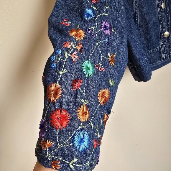 Stonebridge Women's Denim Jacket with Flower Embroidered Cuffs & Sleeves - Picture 11 of 16